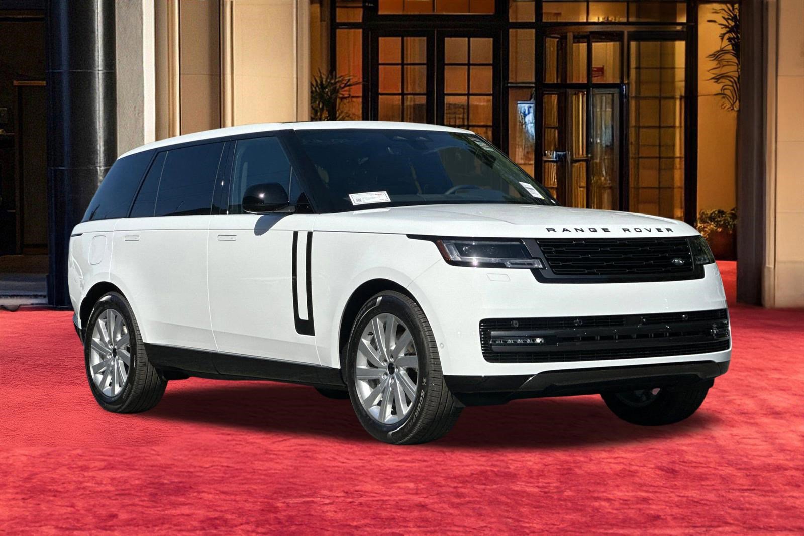 New 2026 Land Rover Range Rover Long Wheelbase SE AWD/4WD image 6