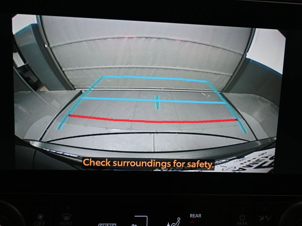 Used 2023 Toyota Highlander Bronze Edition image 13