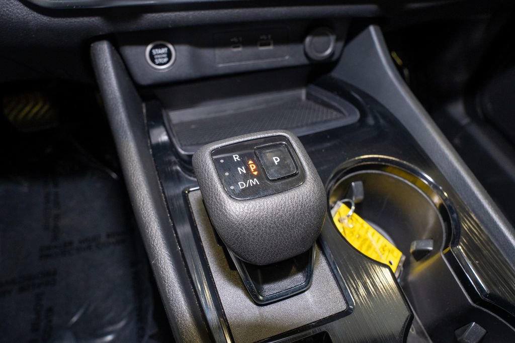 Used 2023 Nissan Rogue SV image 15