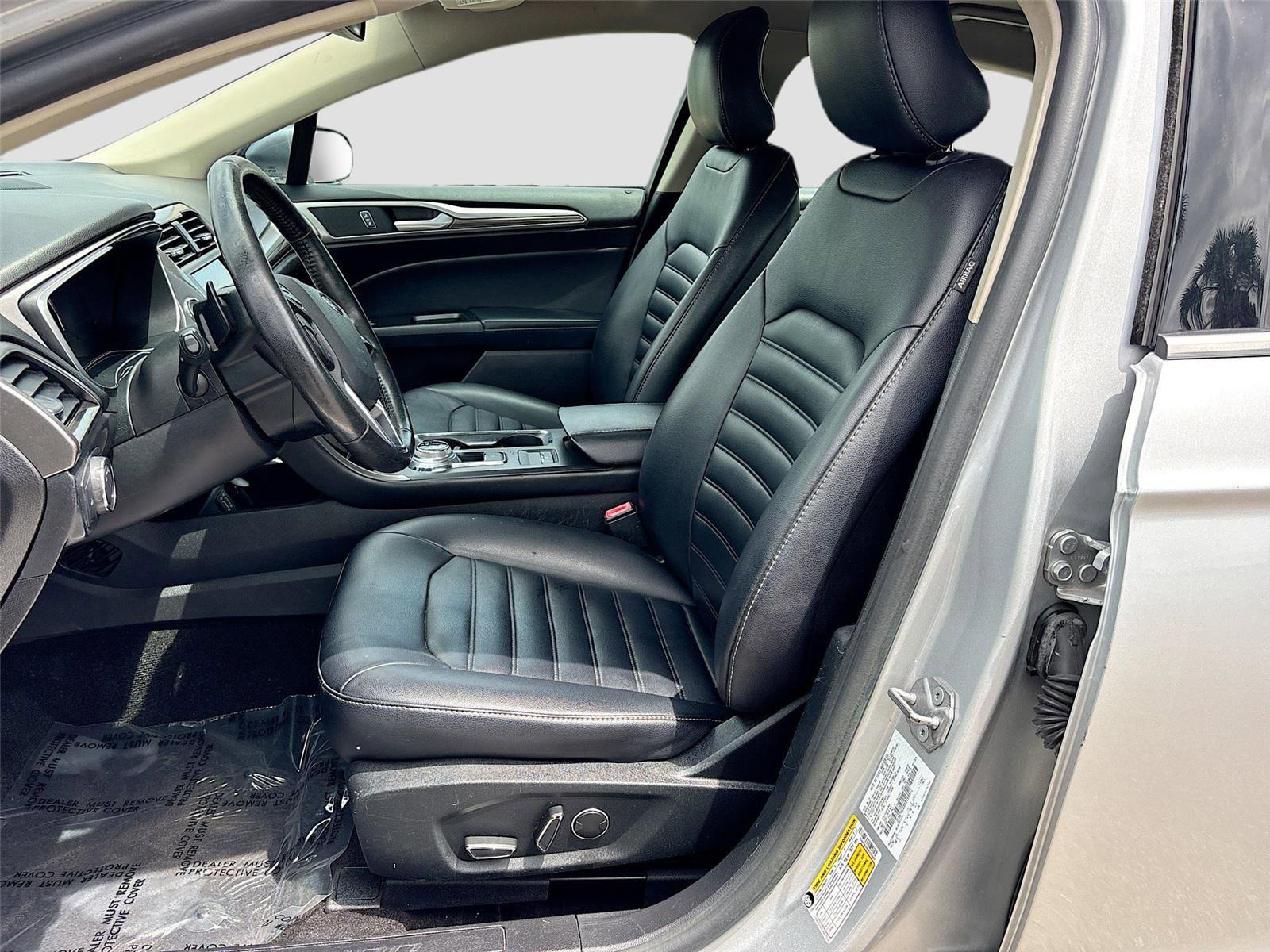 Used 2019 Ford Fusion SEL FWD image 20