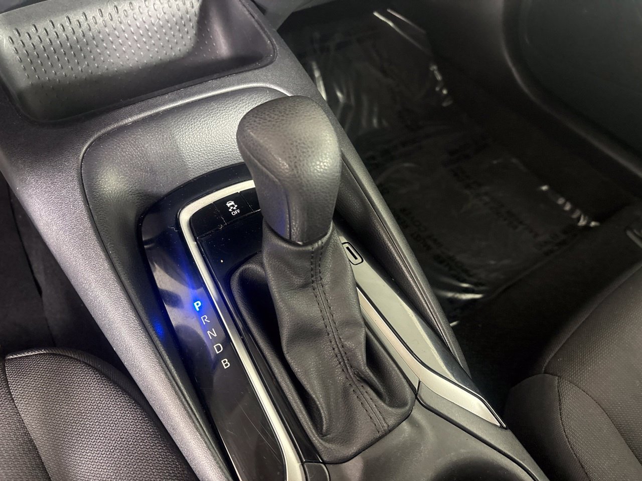 Used 2024 Toyota Corolla LE FWD image 20
