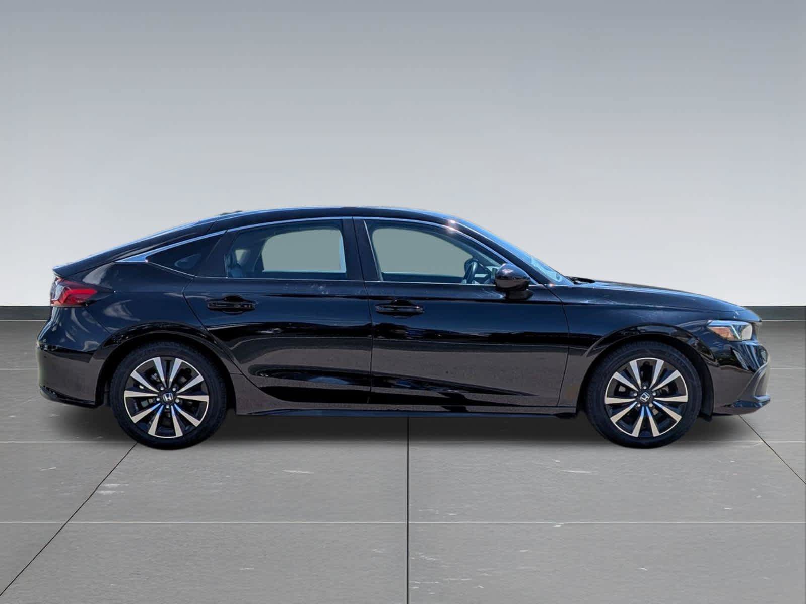 Used 2022 Honda Civic EX-L image 6