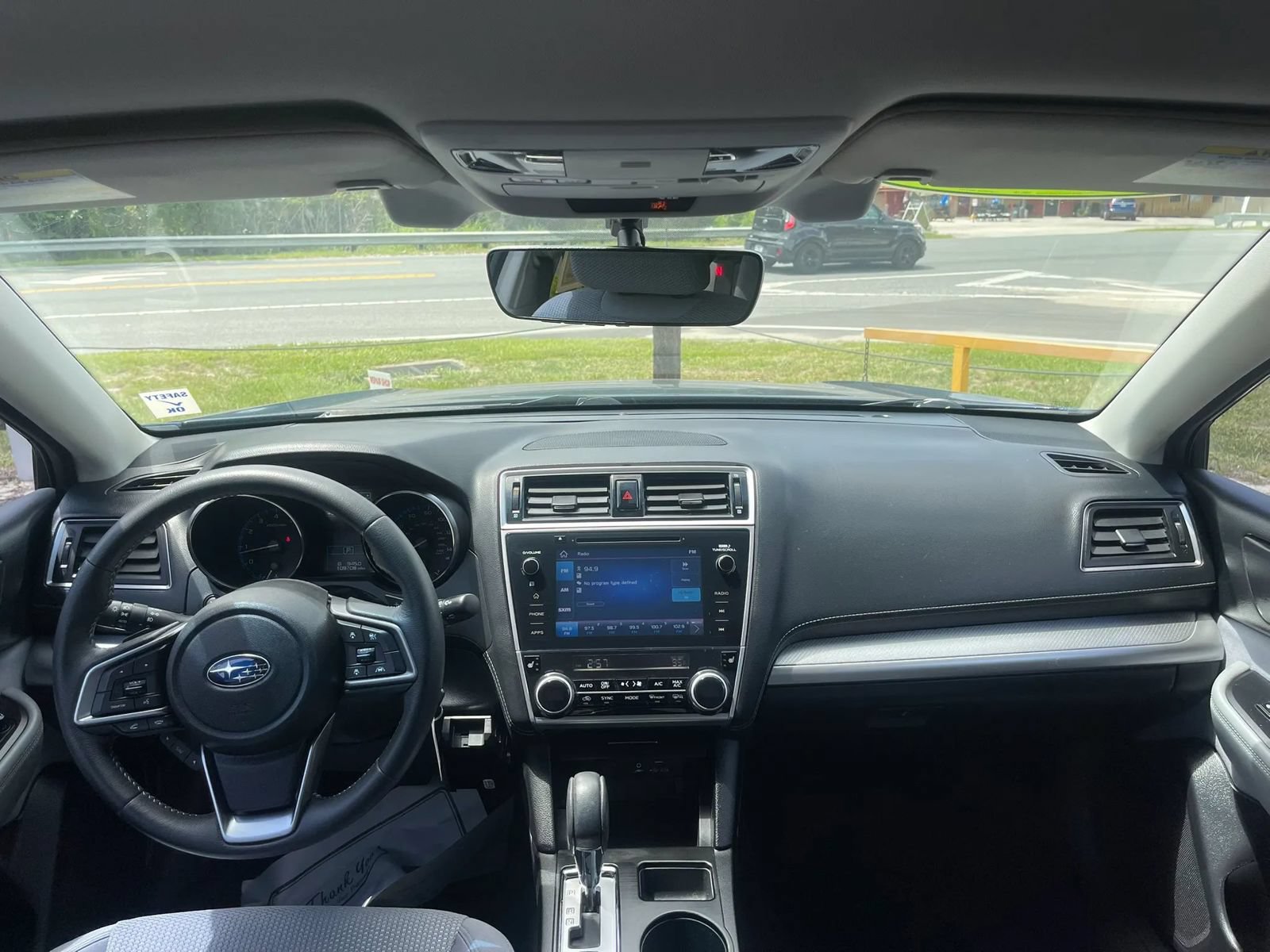 Used 2019 Subaru Outback 2.5i Premium AWD/4WD image 16