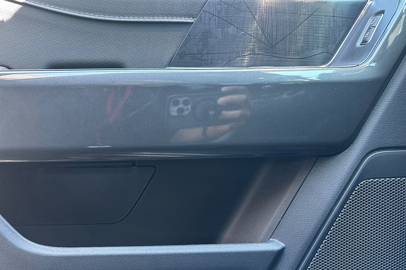 New 2023 Ford F150 XLT w/ Equipment Group 302A High image 8