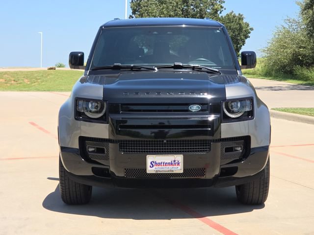 Used 2023 Land Rover Defender 130 X image 2