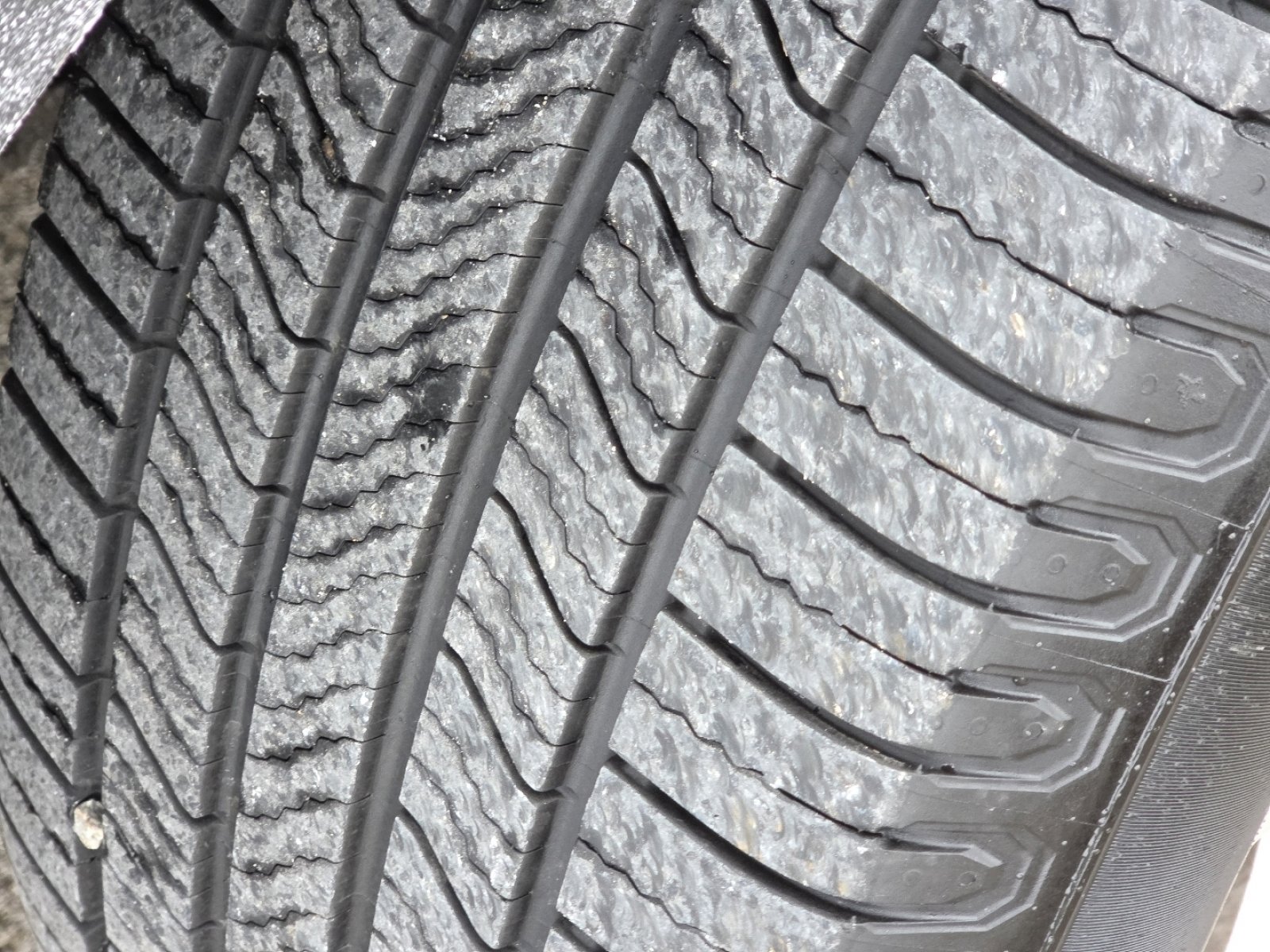 Used 2016 Ford Explorer XLT w/ Equipment Group 202A image 10