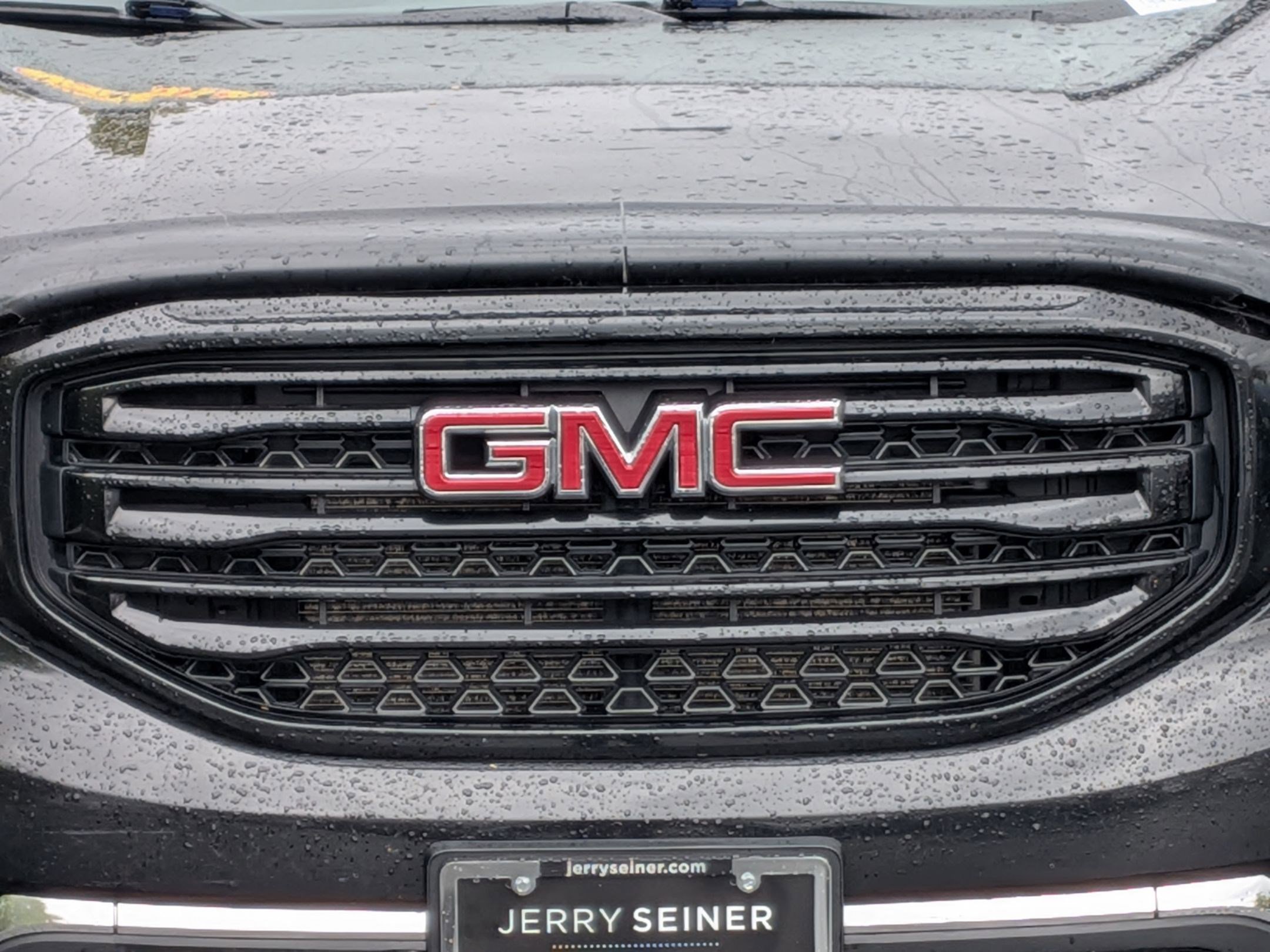 Used 2019 GMC Acadia SLE w/ LPO, Black Accent Package image 9