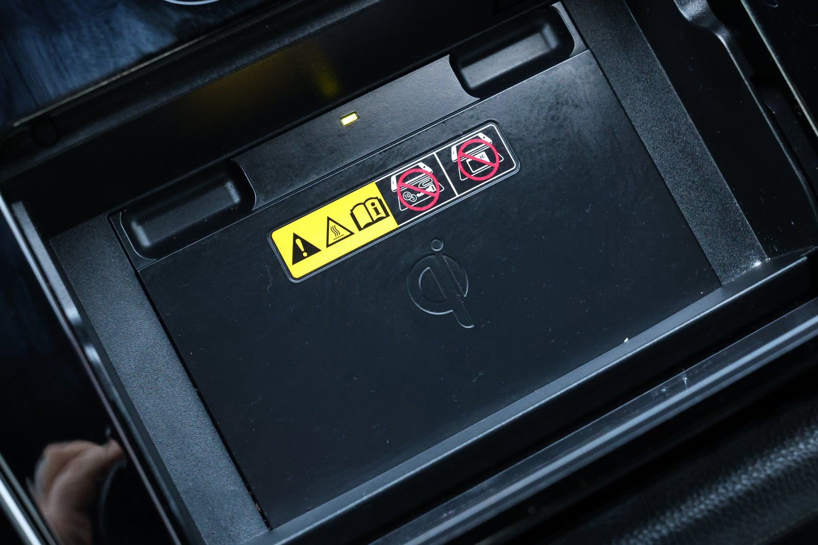 Used 2024 Toyota bZ4X XLE w/ Weather Package image 27