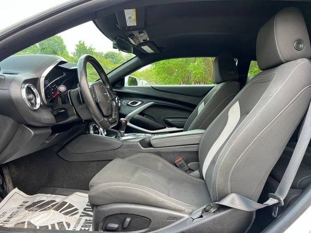 Used 2019 Chevrolet Camaro SS RWD image 12