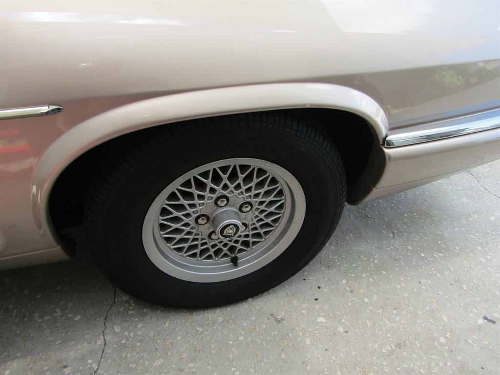 Used 1994 Jaguar XJS 4.0 Convertible image 16