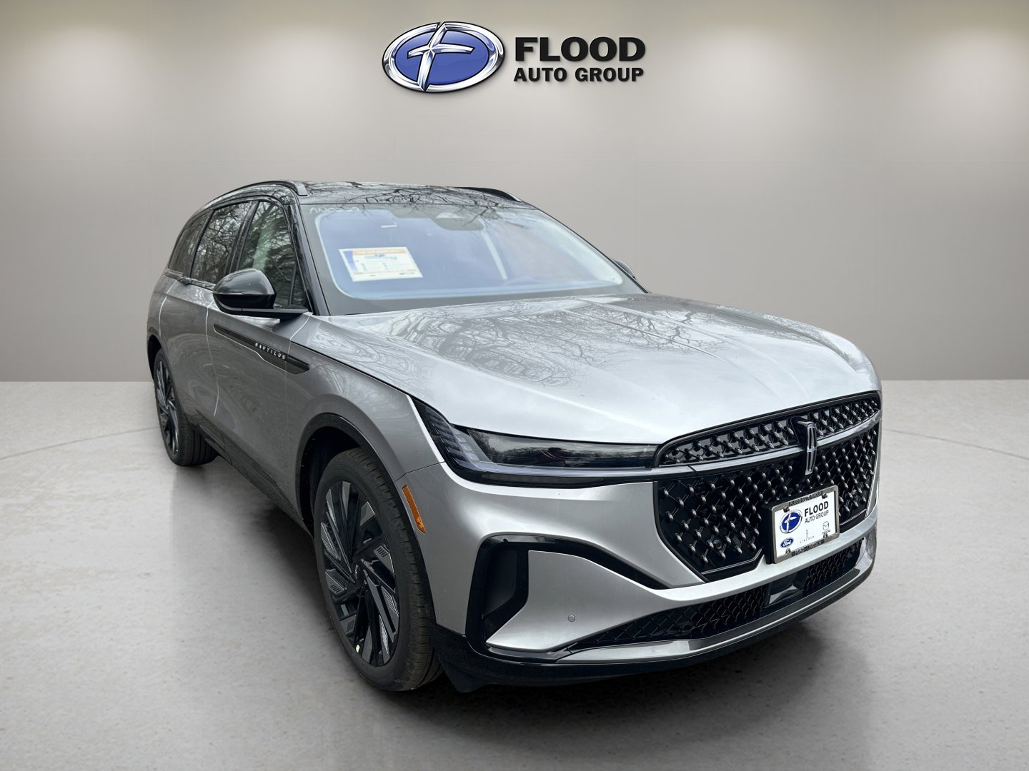 New 2026 Lincoln Nautilus Reserve w/ Jet Appearance Package image 1