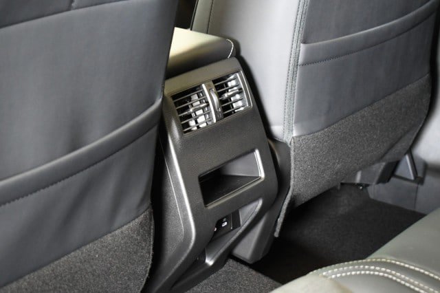 New 2026 Mitsubishi Outlander AWD image 35