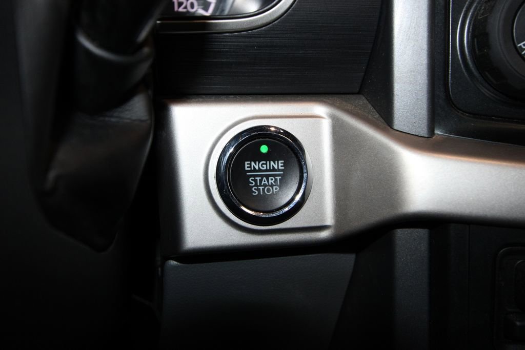 Used 2022 Ford F150 XLT w/ Equipment Group 302A High image 14