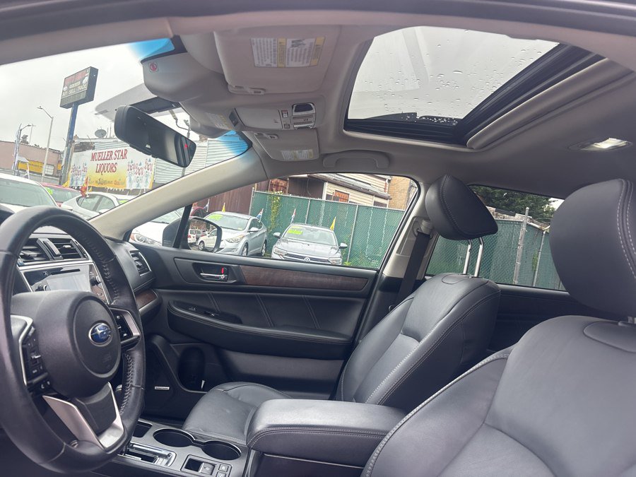 Used 2019 Subaru Outback 2.5i Limited AWD/4WD image 15