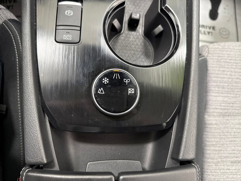 Used 2023 Nissan Rogue SV image 33