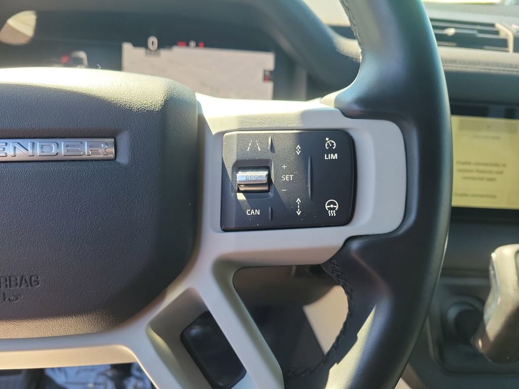 Used 2024 Land Rover Defender 110 X-Dynamic SE image 27