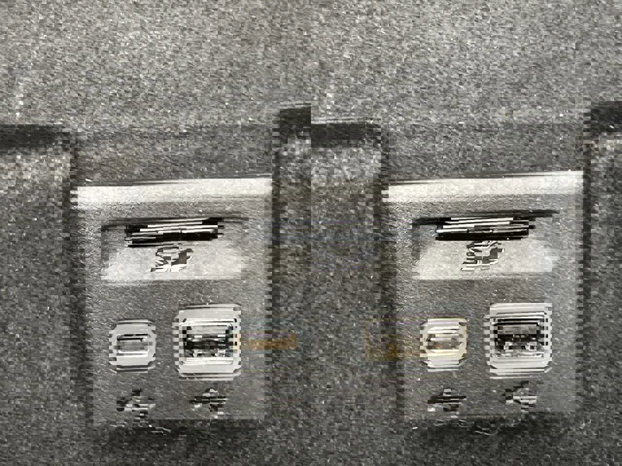 Certified 2023 Cadillac XT5 Premium Luxury w/ LPO, Floor Liner Package image 27