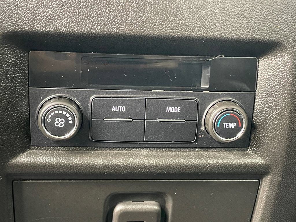 Used 2021 Chevrolet Traverse LT AWD/4WD image 34