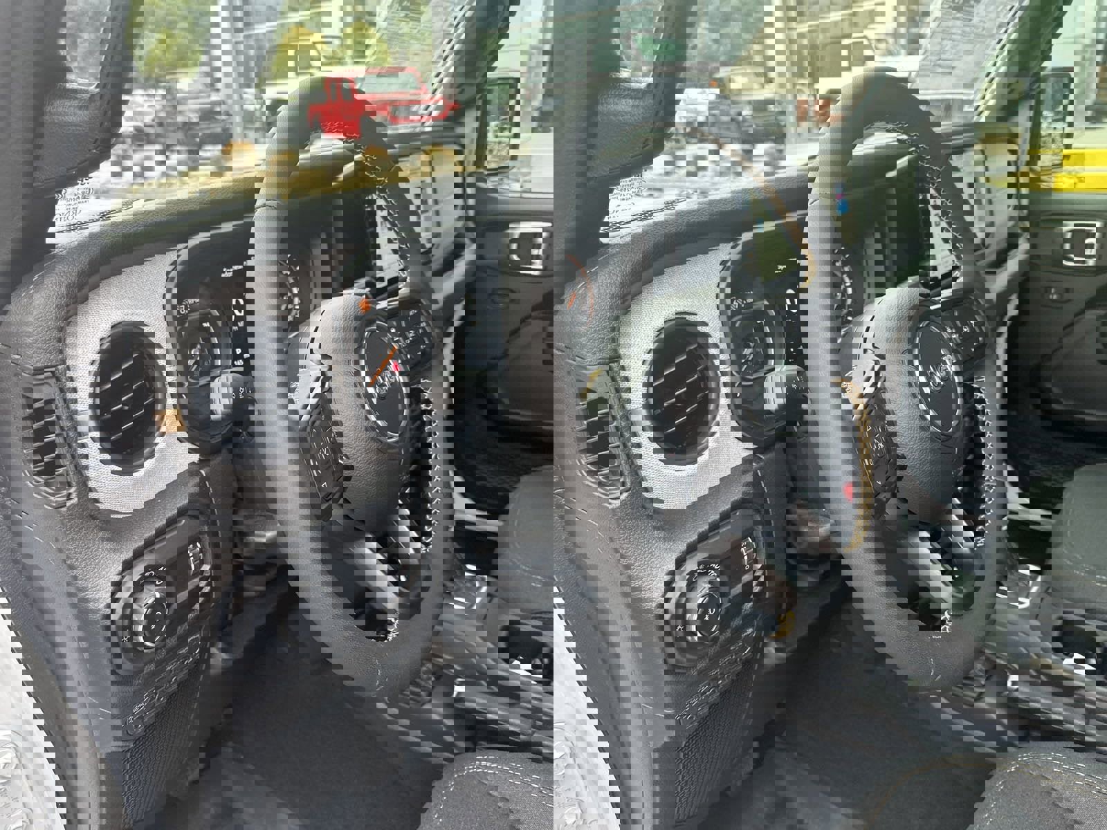 New 2024 Jeep Wrangler Unlimited Sport image 32