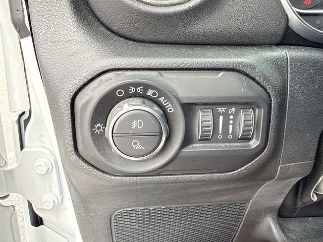 Used 2021 Jeep Gladiator Overland AWD/4WD image 29