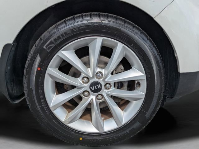 Used 2018 Kia Soul + FWD image 23