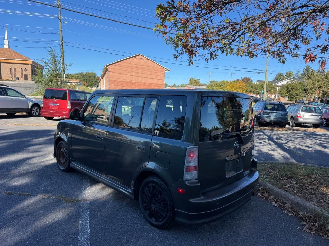 Used 2005 Scion xB image 10