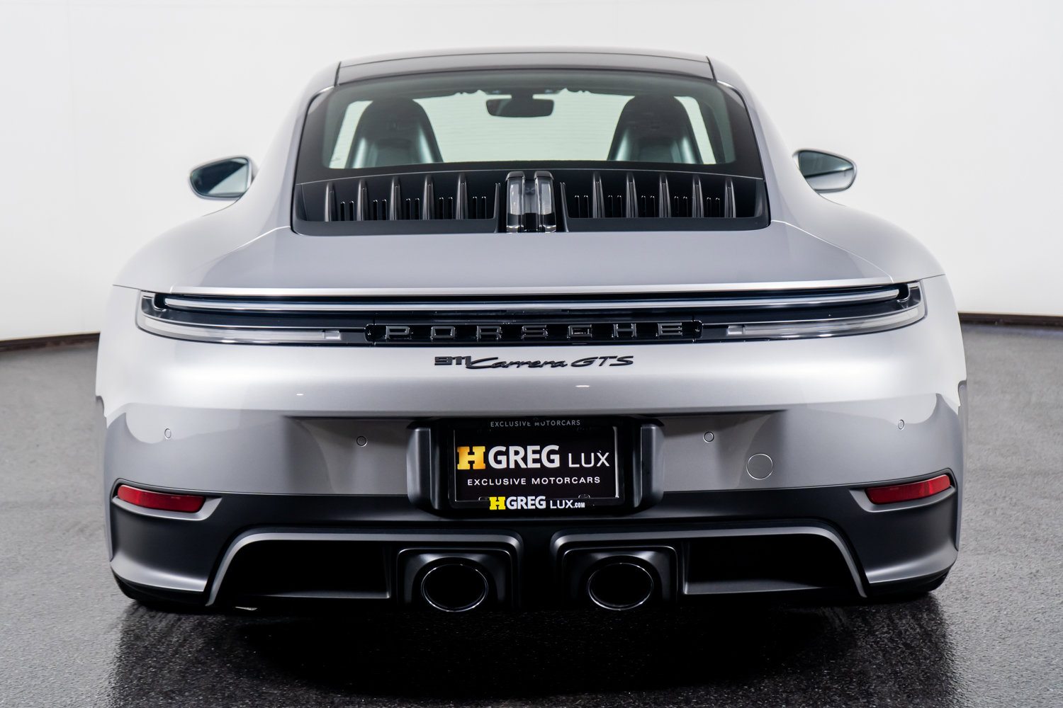 Used 2025 Porsche 911 Carrera GTS image 11