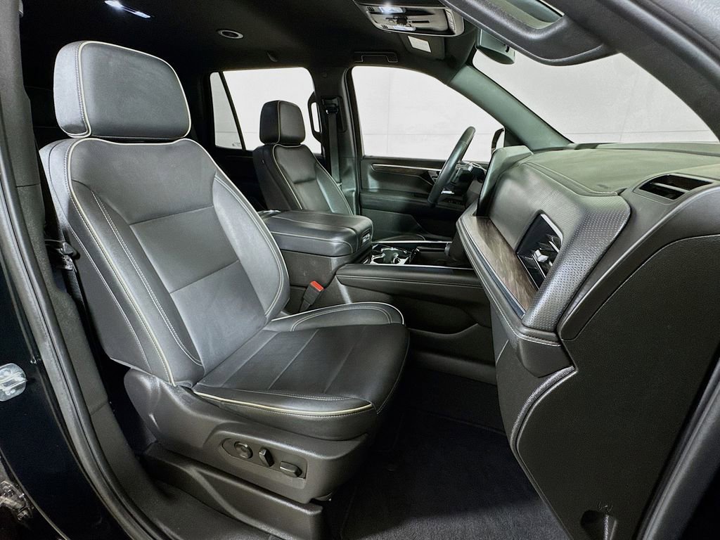 Certified 2025 Chevrolet Tahoe Premier image 28