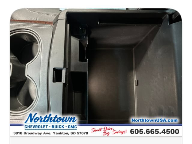 Used 2016 GMC Yukon XL SLT AWD/4WD image 24