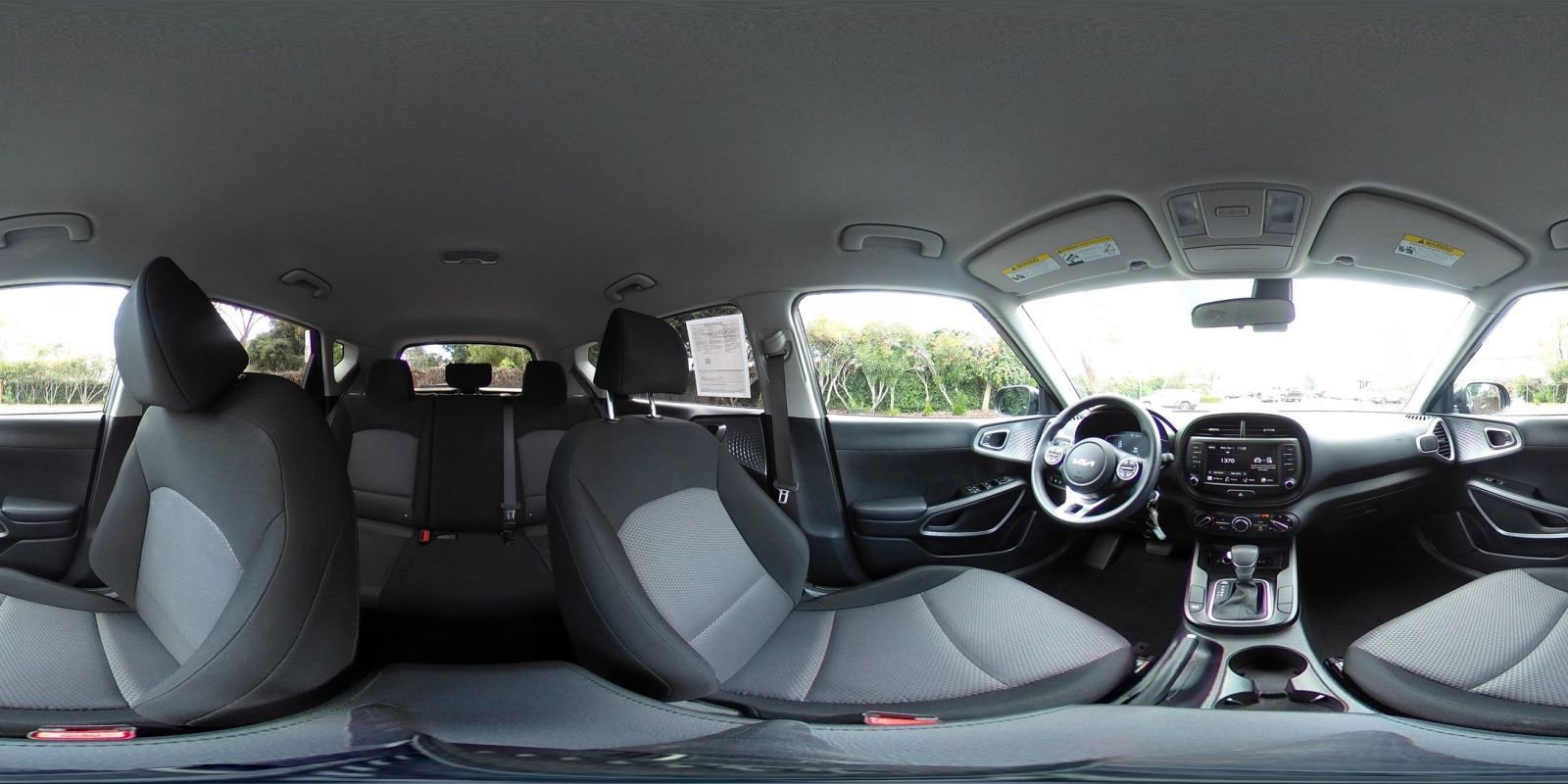 Used 2025 Kia Soul LX w/ LX Technology Package image 40