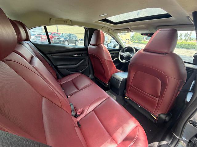 Used 2023 MAZDA MAZDA3 s FWD image 14