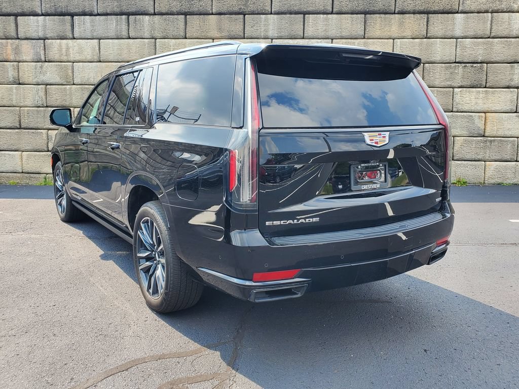 Used 2024 Cadillac Escalade ESV Sport Platinum w/ Heavy-Duty Trailer Package AWD/4WD video 3