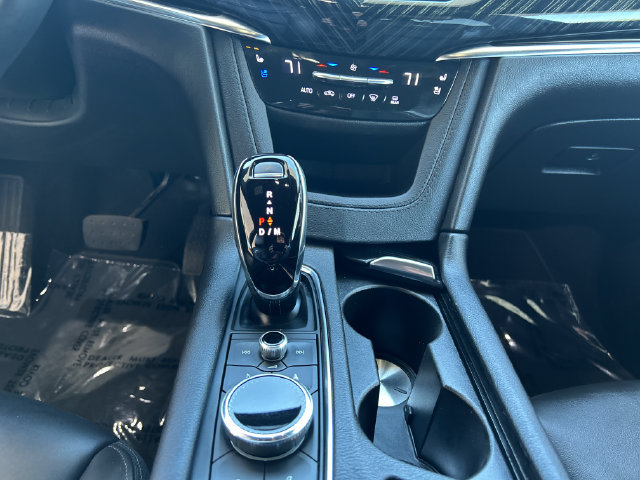 Used 2025 Cadillac XT6 Premium Luxury w/ Technology Package FWD image 27