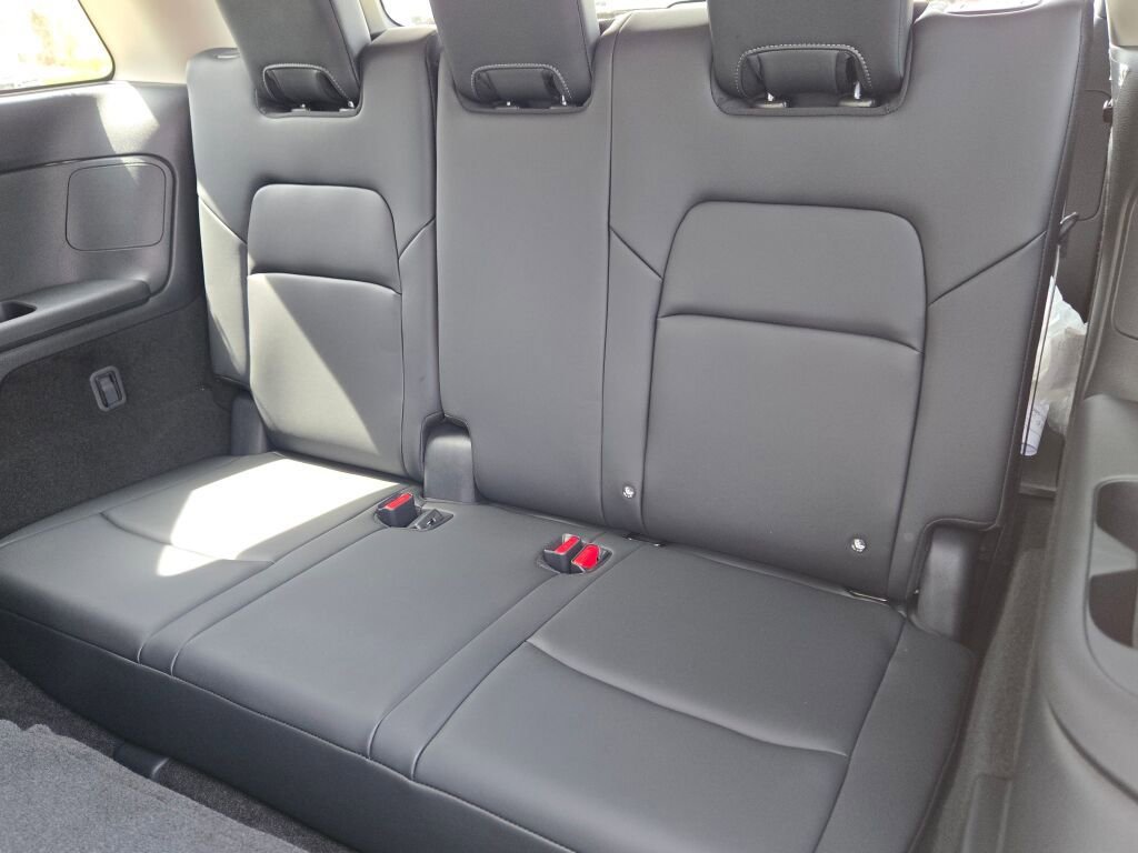 New 2026 Nissan Pathfinder SL w/ Cargo Package AWD/4WD image 15