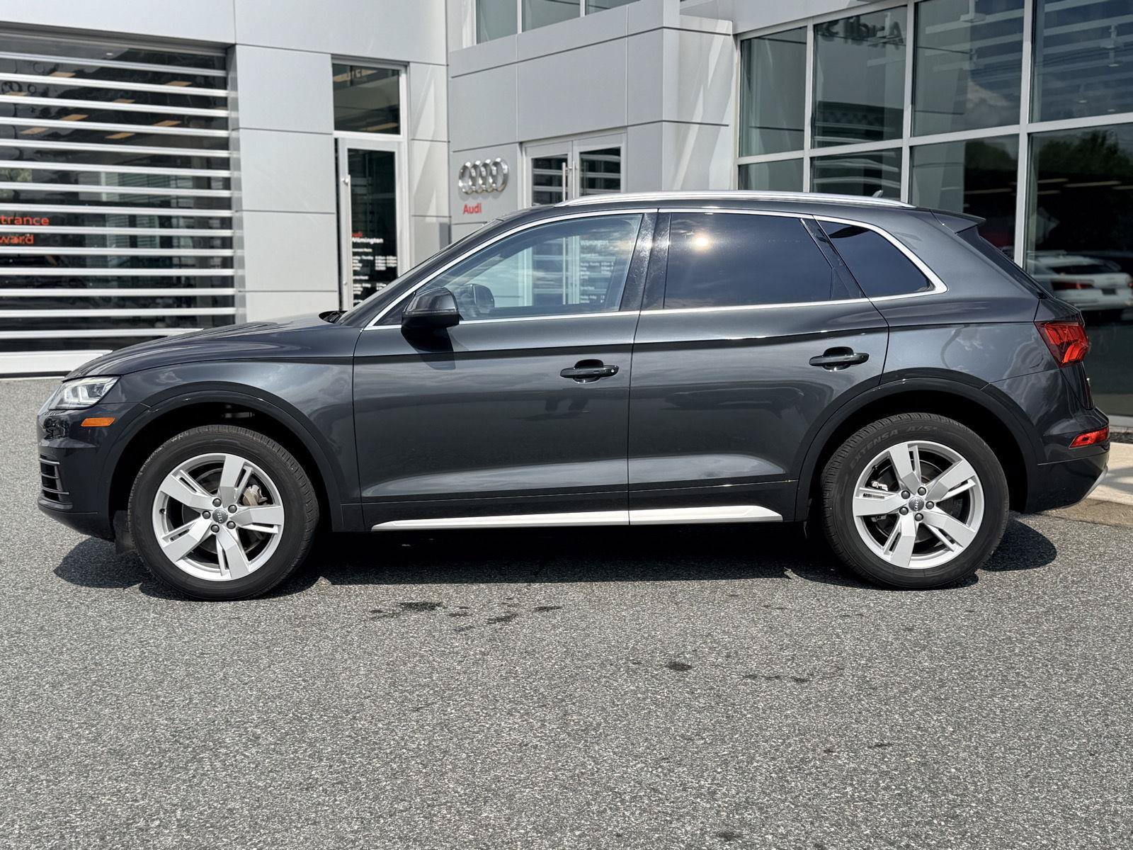 Used 2018 Audi Q5 2.0T Premium Plus w/ Premium Plus Package AWD/4WD image 3