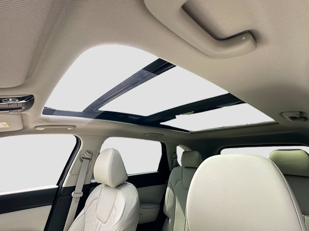 New 2026 Kia Sorento S w/ S Panoramic Sunroof Package FWD image 21