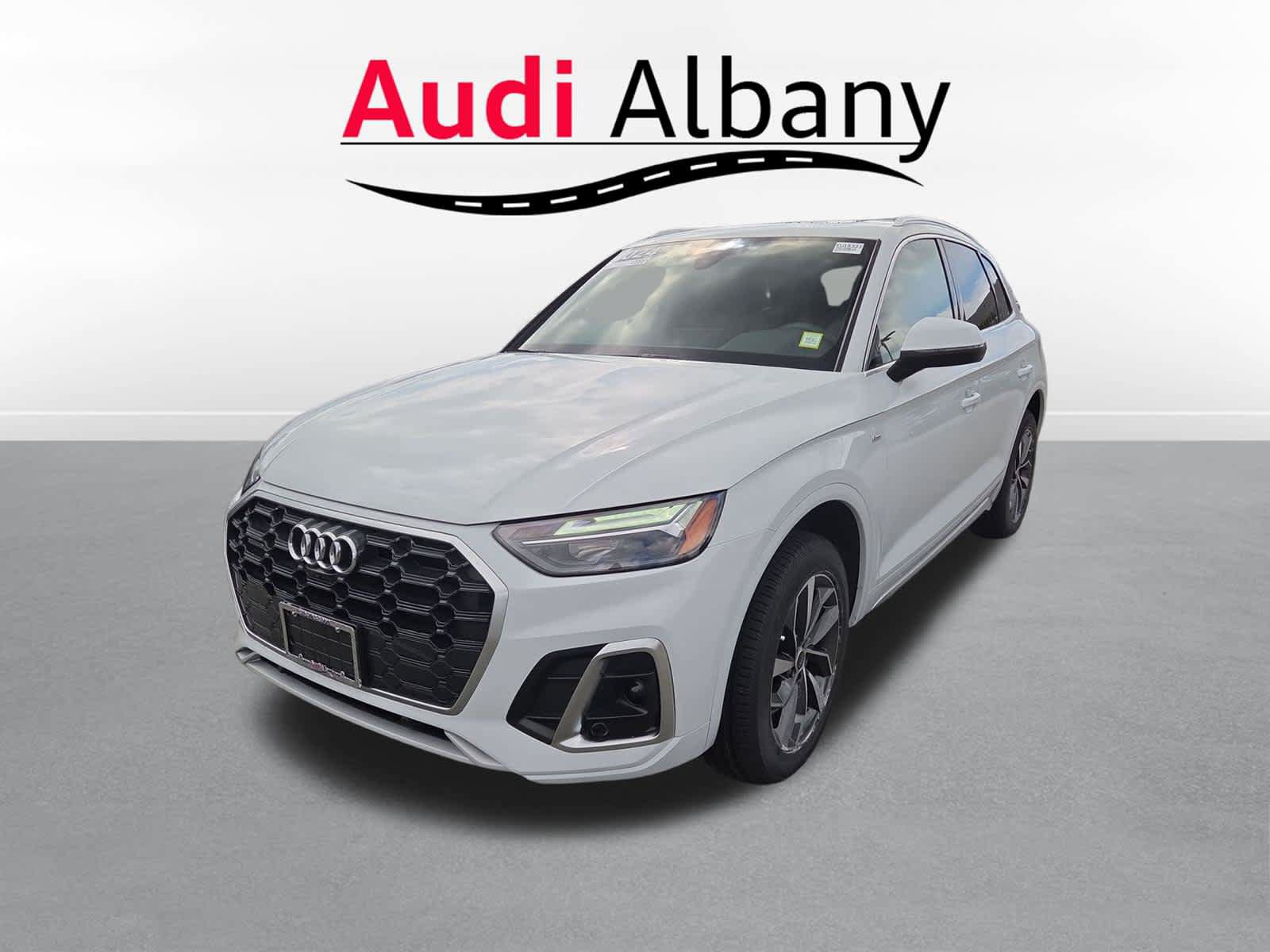 Certified 2024 Audi Q5 2.0T Premium Plus w/ Premium Plus Package
