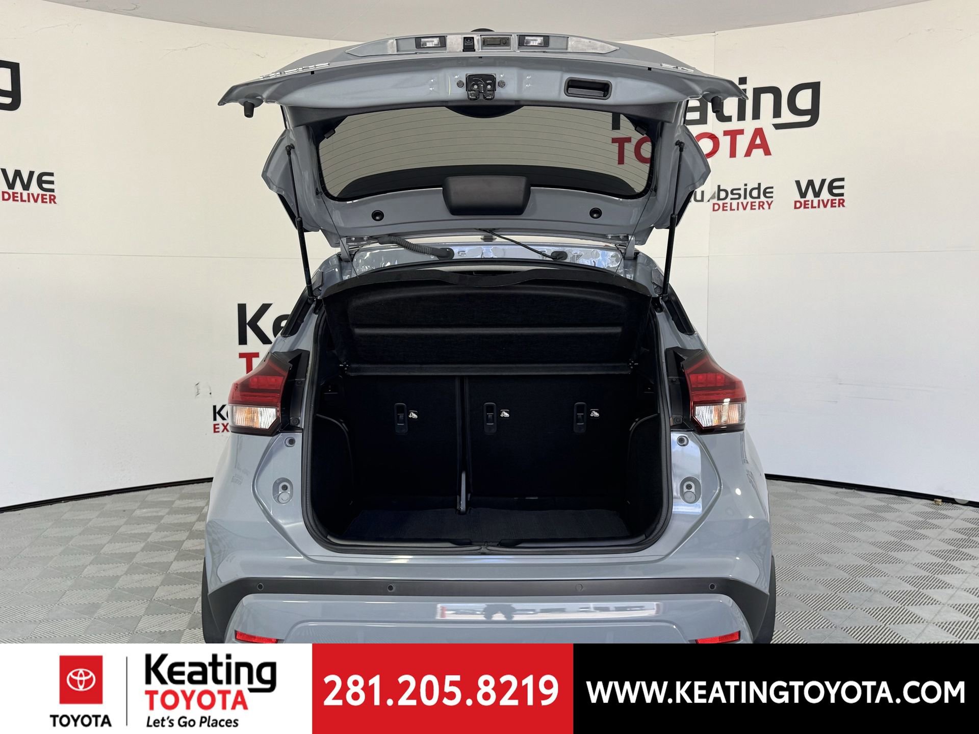 Used 2024 Nissan Kicks SR w/ SR Premium Package image 17