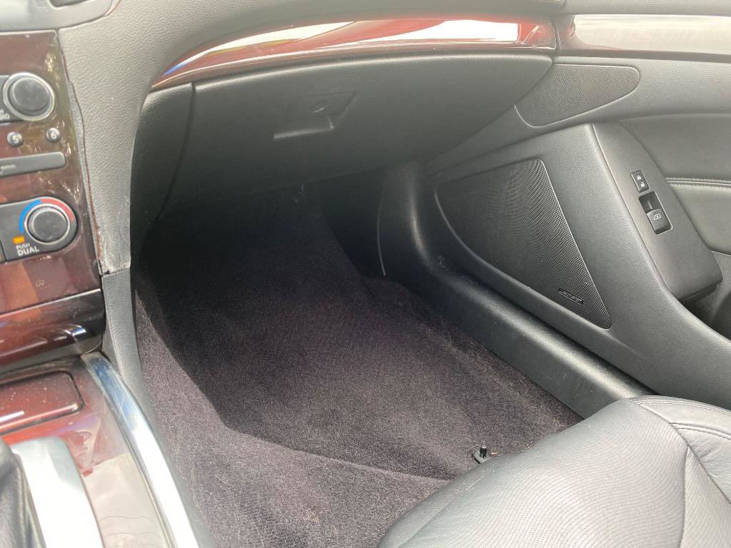 Used 2010 INFINITI G37 Convertible w/ Premium Pkg RWD image 32