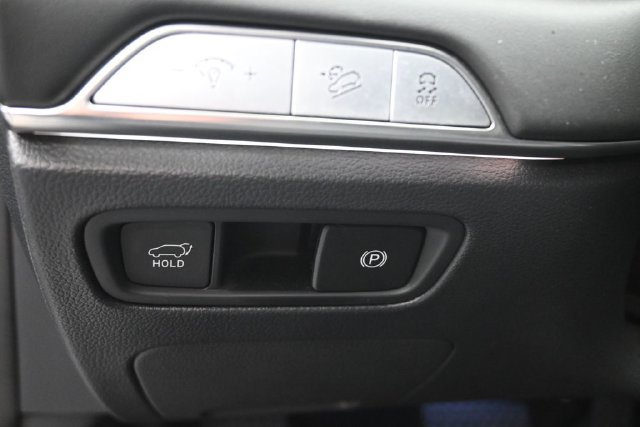 Used 2025 Genesis GV80 2.5T Standard AWD/4WD image 21