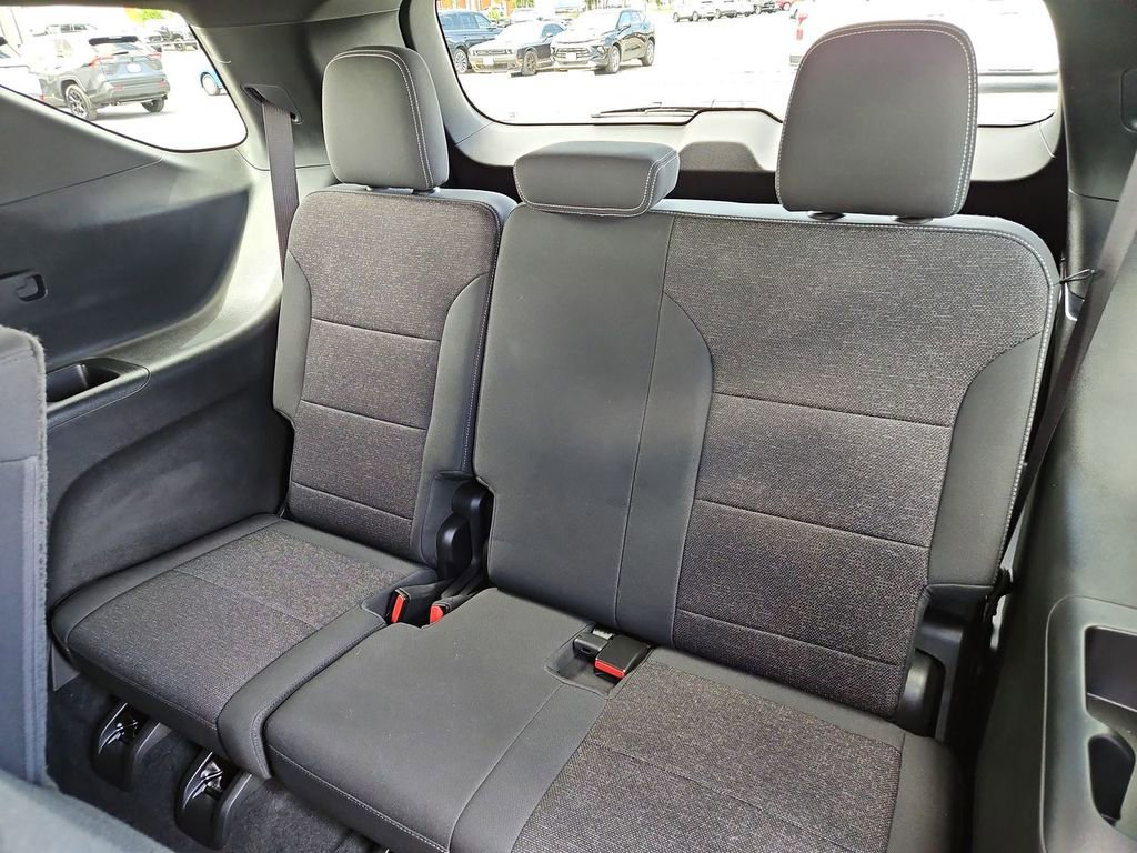 Certified 2024 Chevrolet Traverse LS w/ LPO, Floor Liner Package FWD image 34