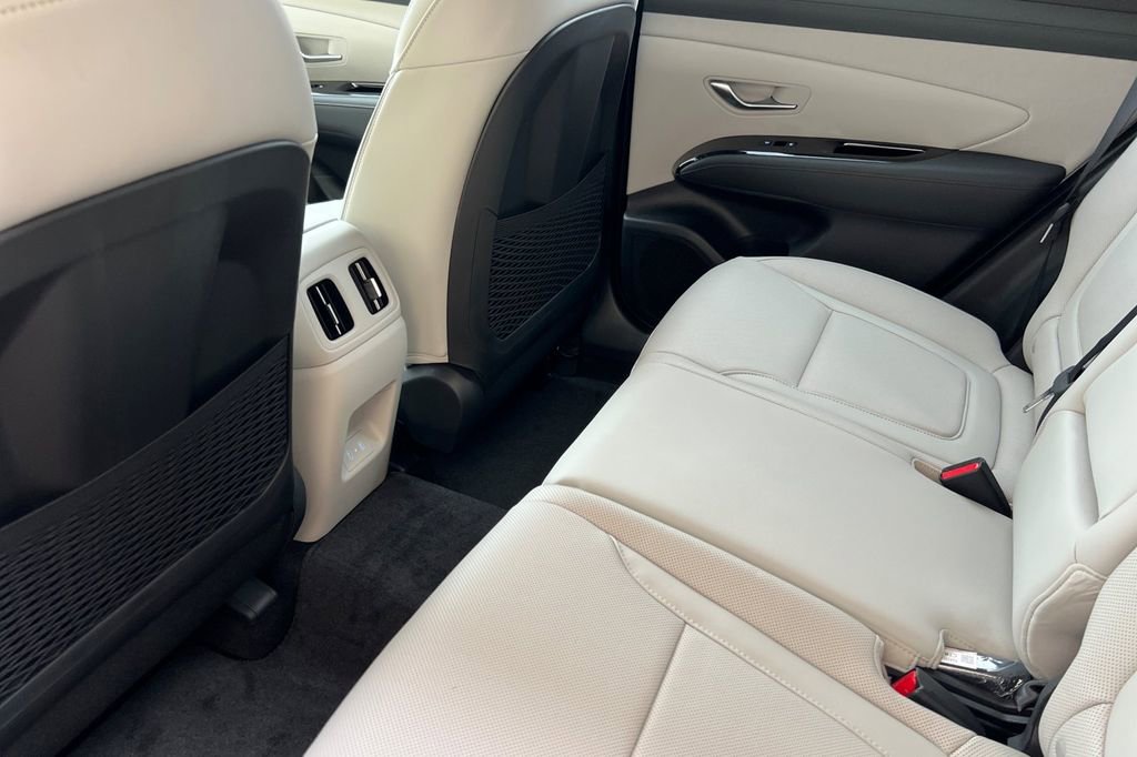 New 2026 Hyundai Tucson Limited image 10