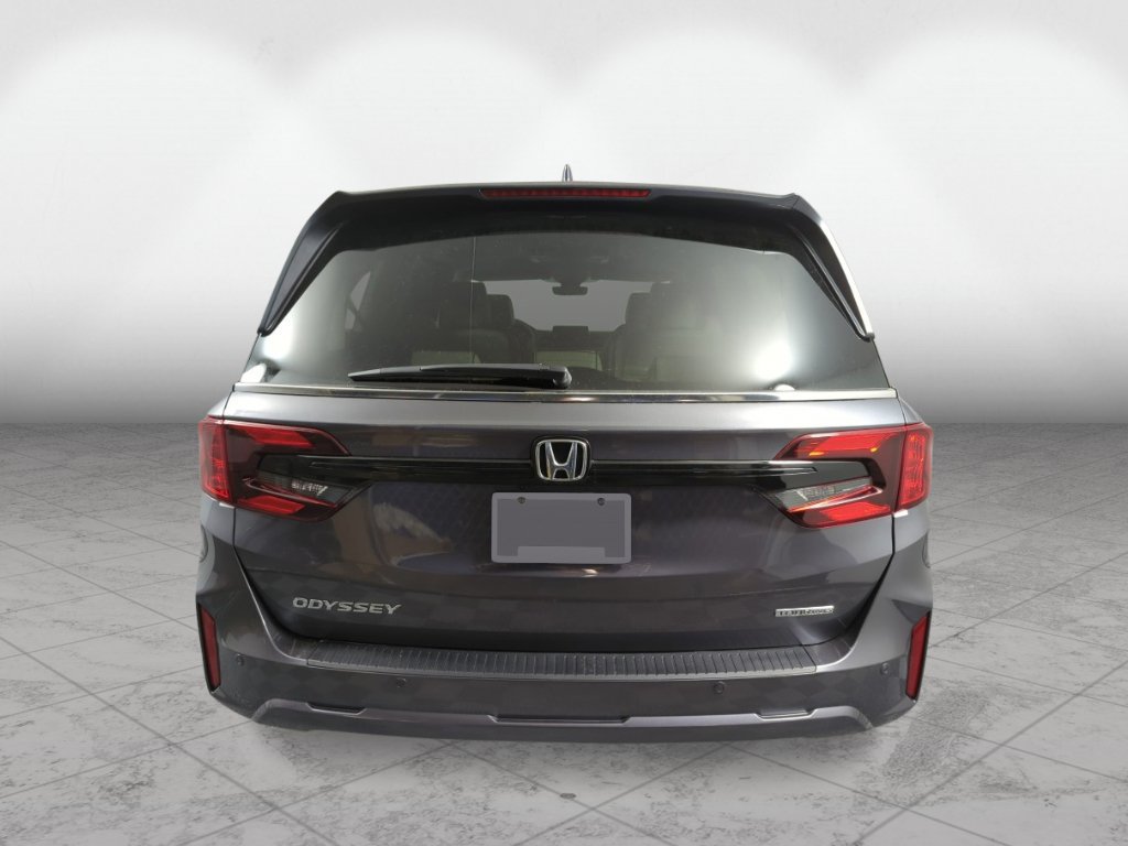 New 2027 Honda Odyssey Touring image 3
