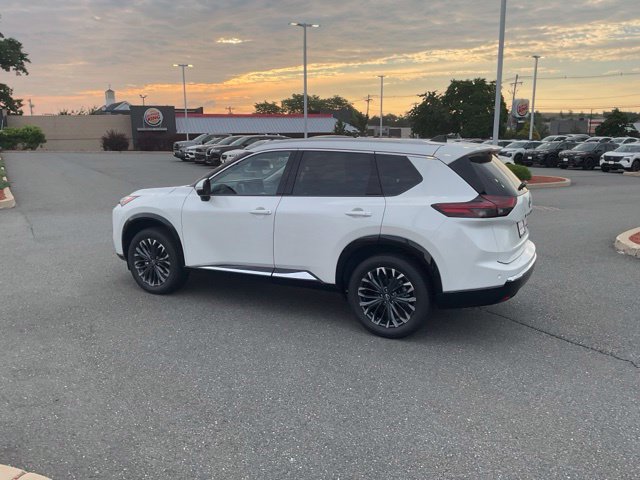 New 2026 Nissan Rogue Platinum AWD/4WD image 4