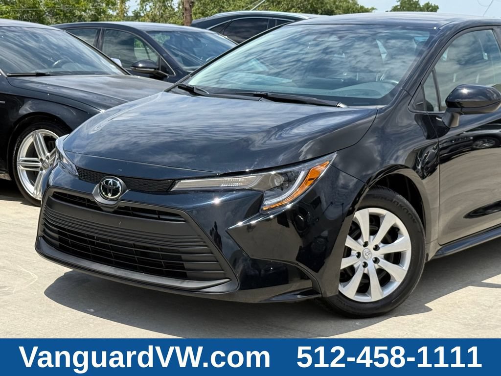 Used 2026 Toyota Corolla LE FWD image 2