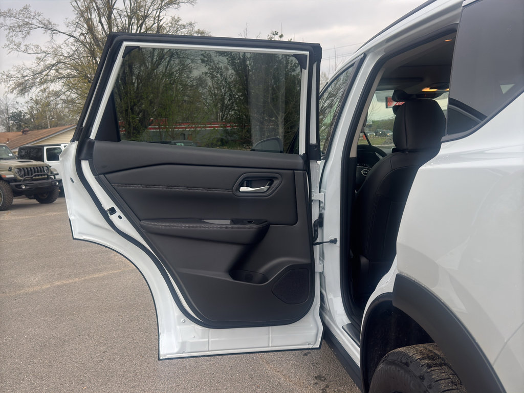 New 2026 Nissan Rogue SV image 20