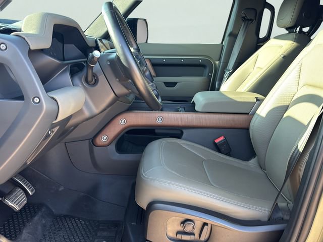 Used 2023 Land Rover Defender 110 X image 21