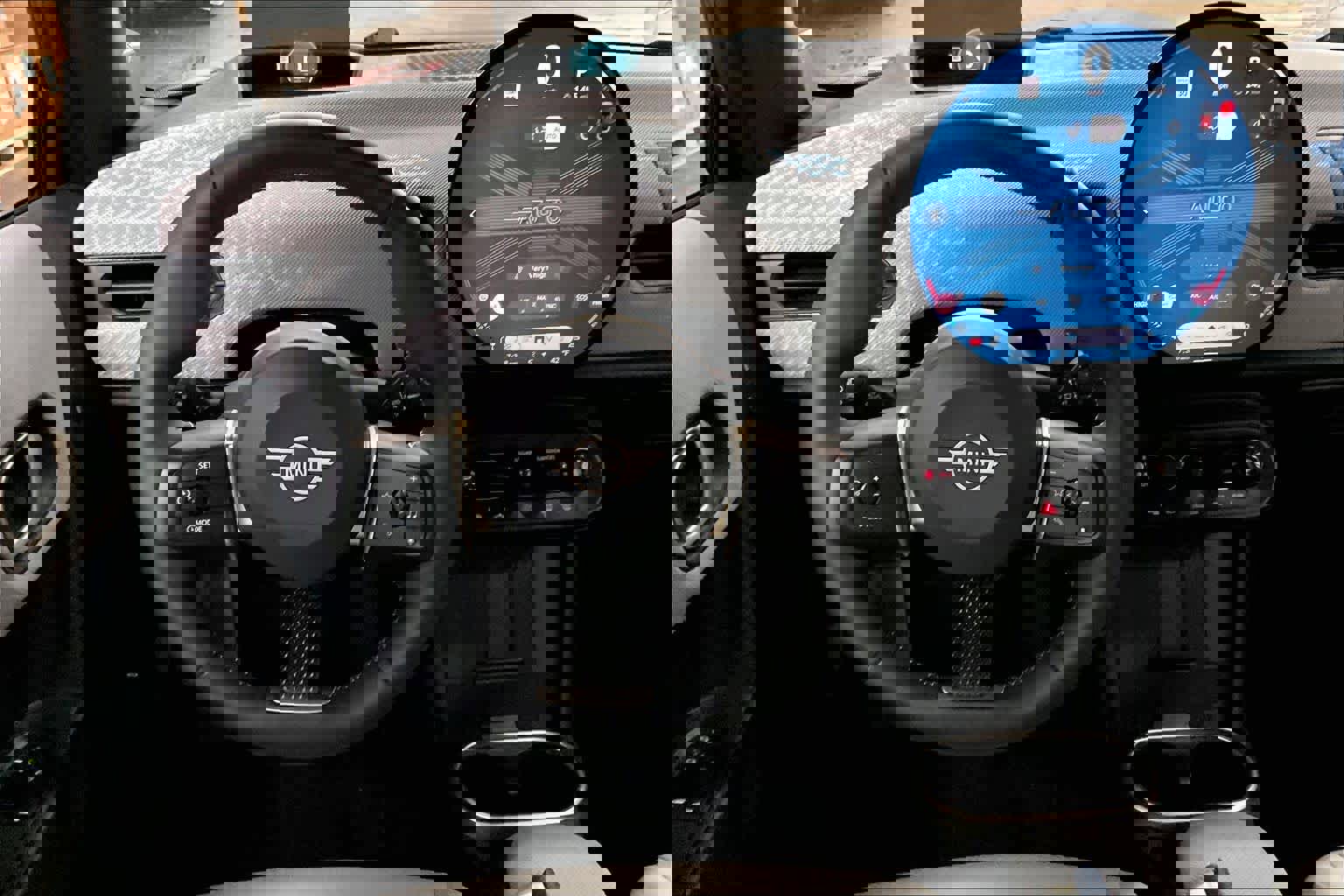 Certified 2025 MINI Cooper S image 8