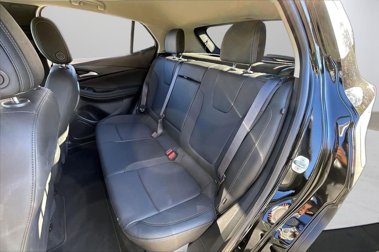 Used 2023 Buick Encore GX Select image 21