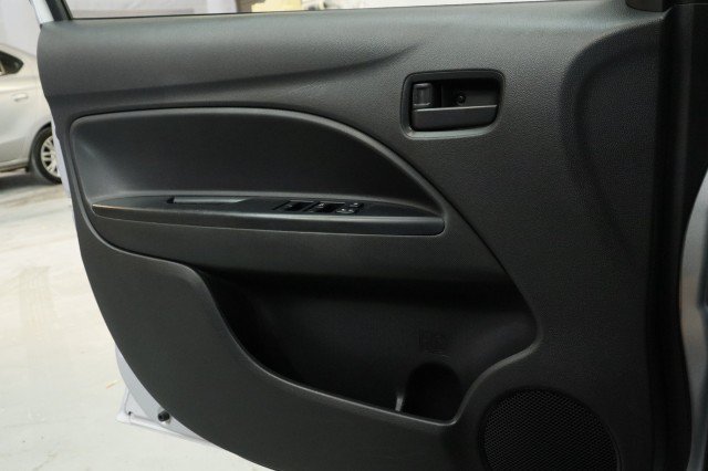 Used 2024 Mitsubishi Mirage G4 LE FWD image 18